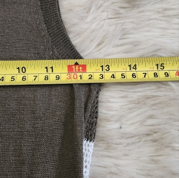 360 Sweater Tank - Picture 4 of 9